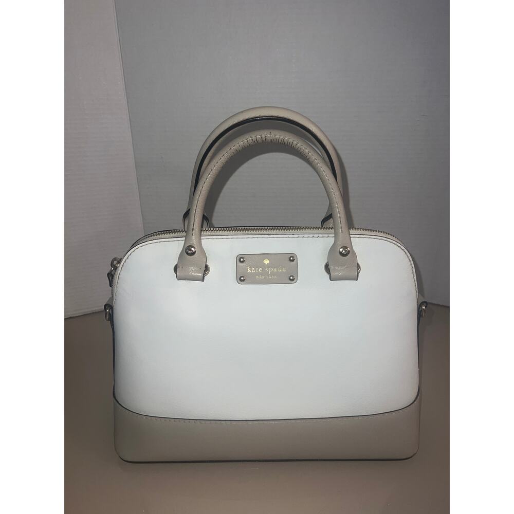 Sale!! EUC KATE SPADE WESSESLEY RACHELLE
SATCHEL/ CROSSBODY BAG IN PORCELAIN